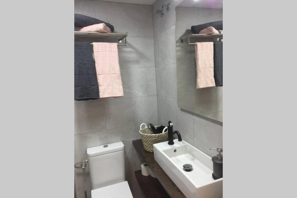Apartamento Boutique Centrico A 5 Min Playa Alicante Ngoại thất bức ảnh