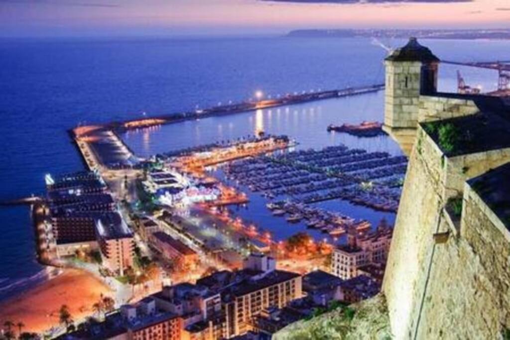 Apartamento Boutique Centrico A 5 Min Playa Alicante Ngoại thất bức ảnh
